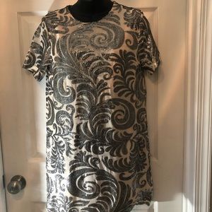 Mini sequins dress